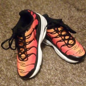 Orange Tiger Nike Air Max